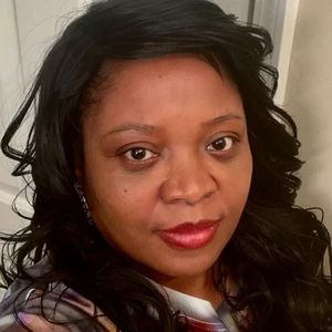 Meet your Posher, Felicia